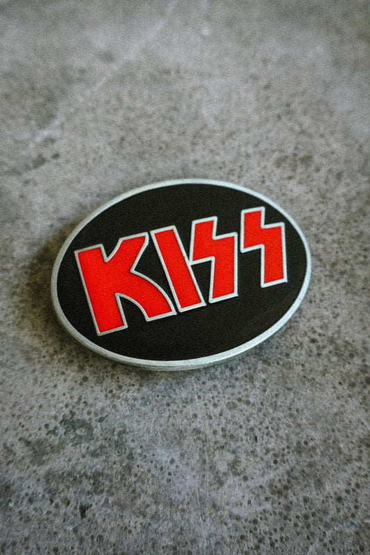 Belt Buckle Kiss - Belts - Official Merchandise