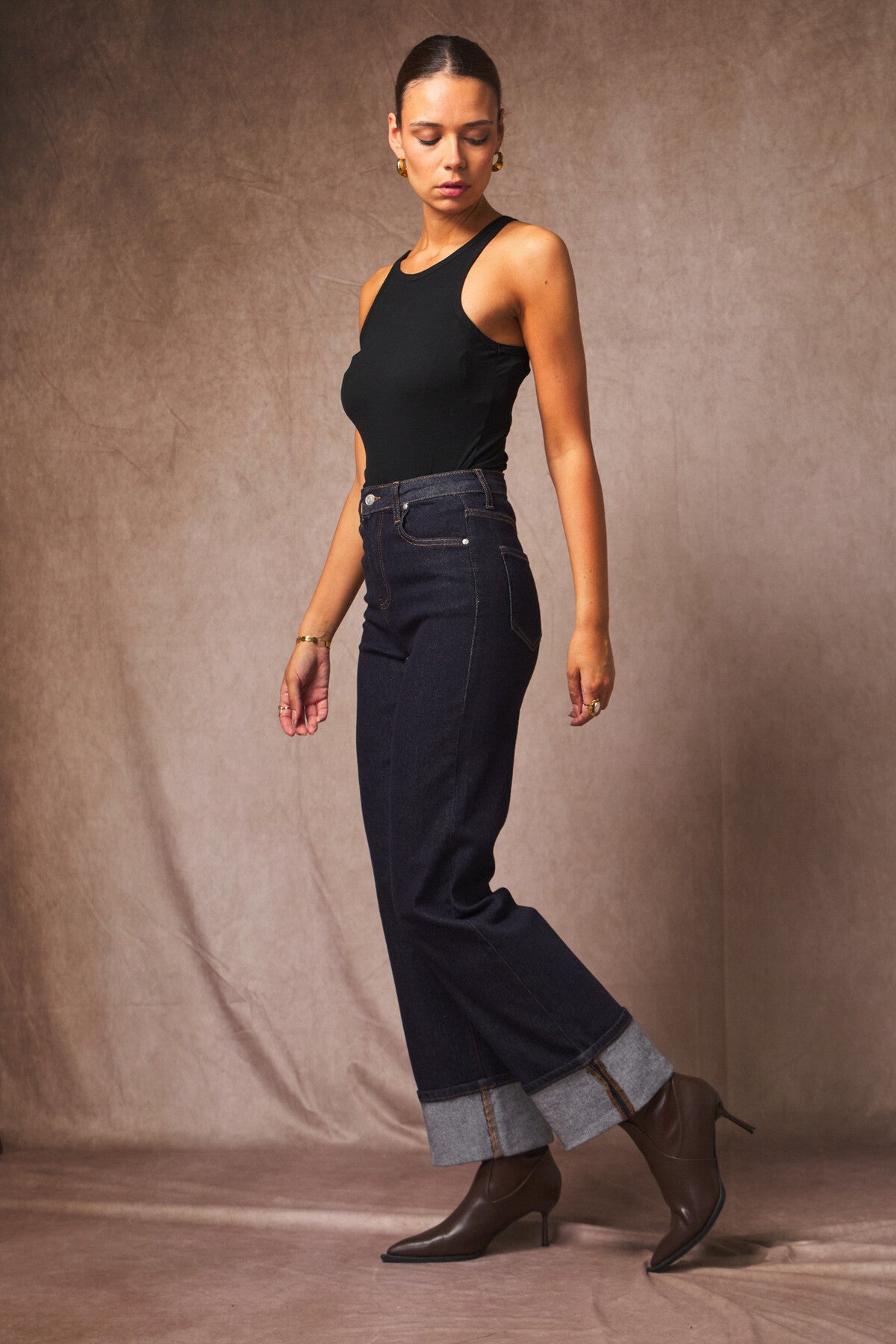 Indigo Jeans