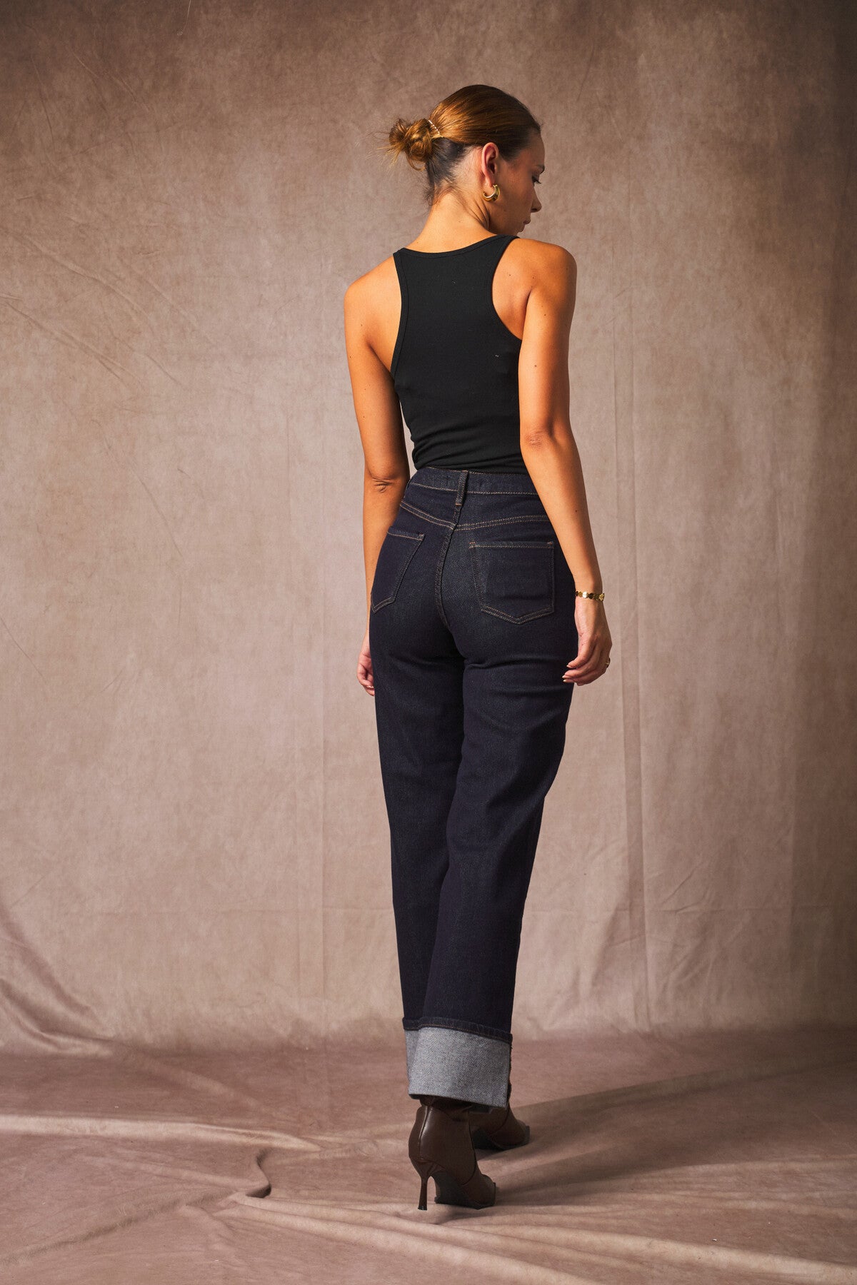 Indigo Jeans