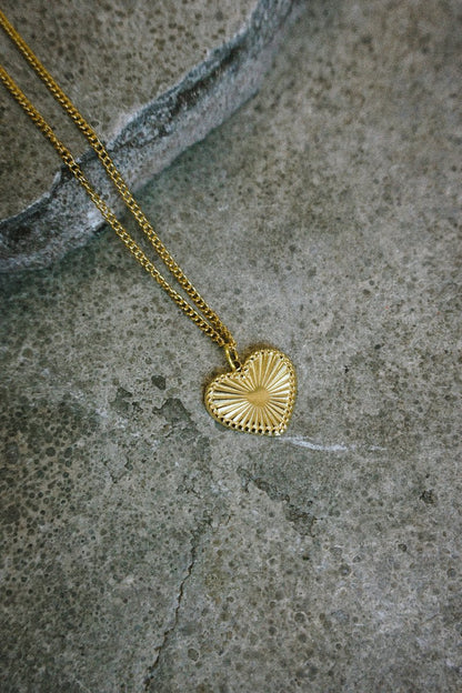 Golden Shine Heart Necklace - Jewellery - House of Bones Jewelry