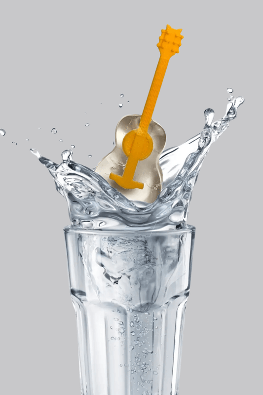 Rockin' guitar ice cubes - Home - MAGS